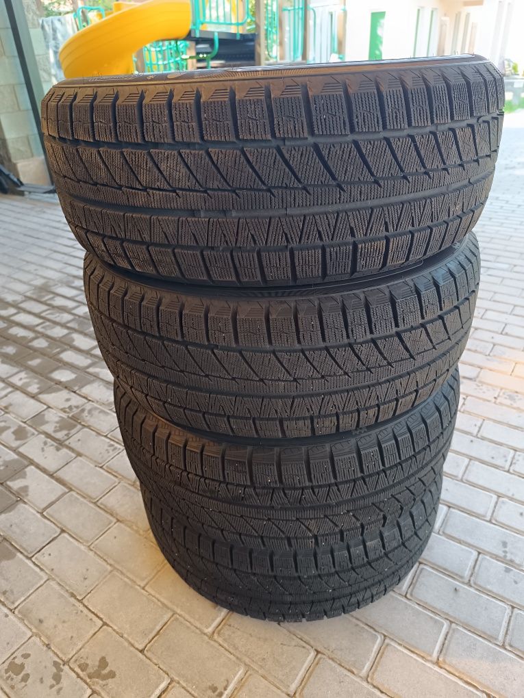 Зимние шины ROADX