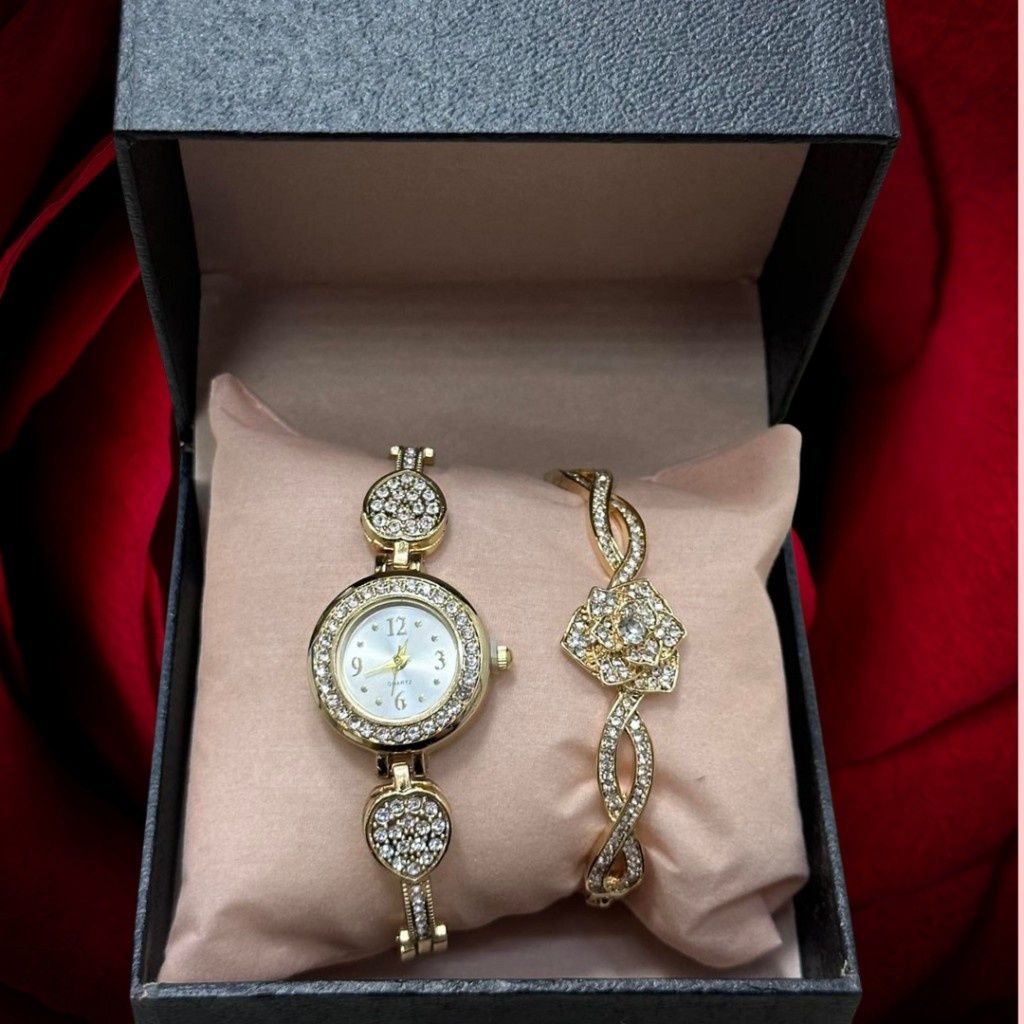 Дамски комплект часовник и гривни