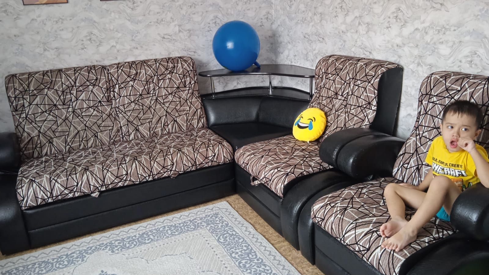 Продам диван хорошом