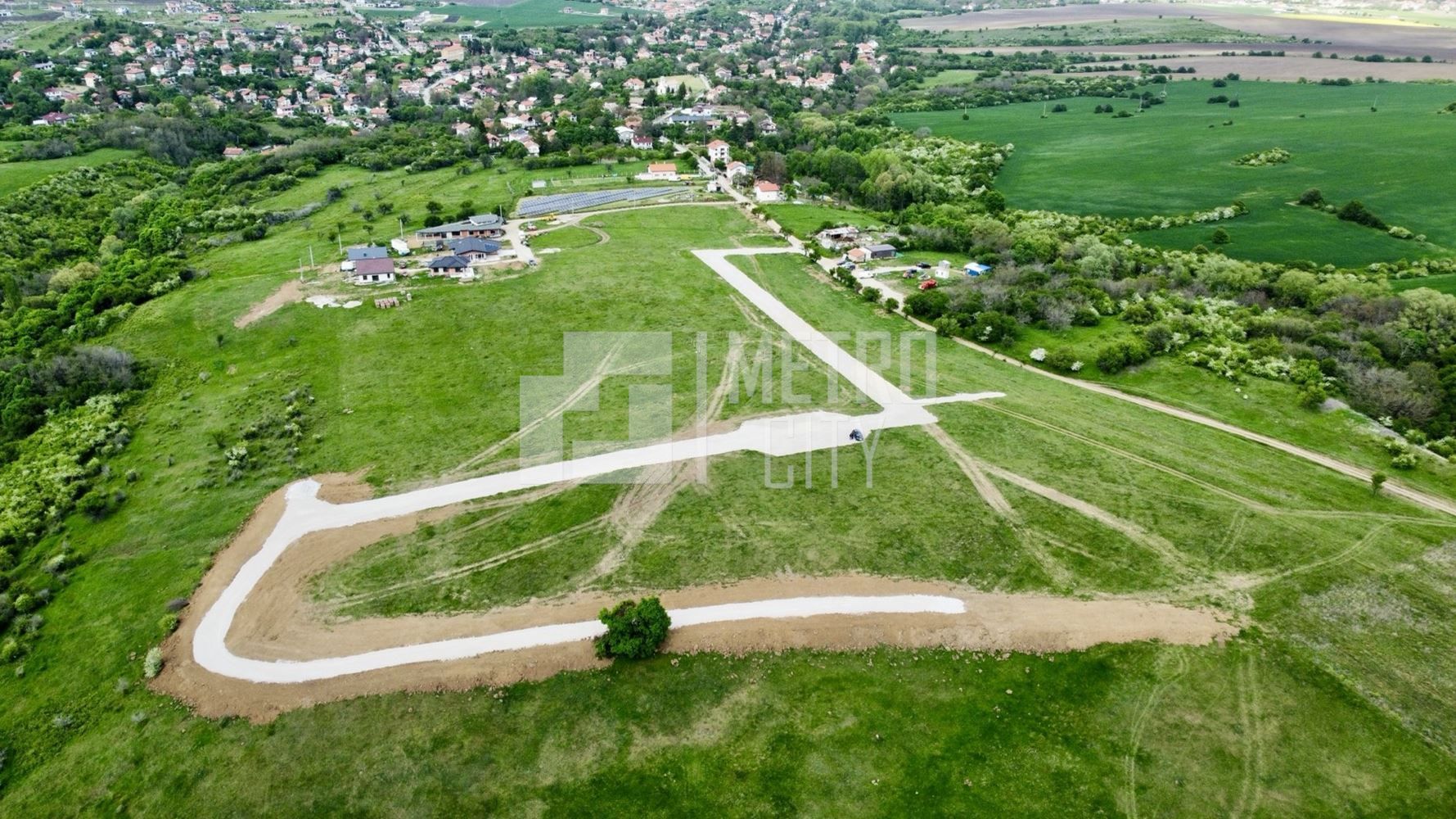 Парцел в София, област-с.Хераково площ 675 цена 57375