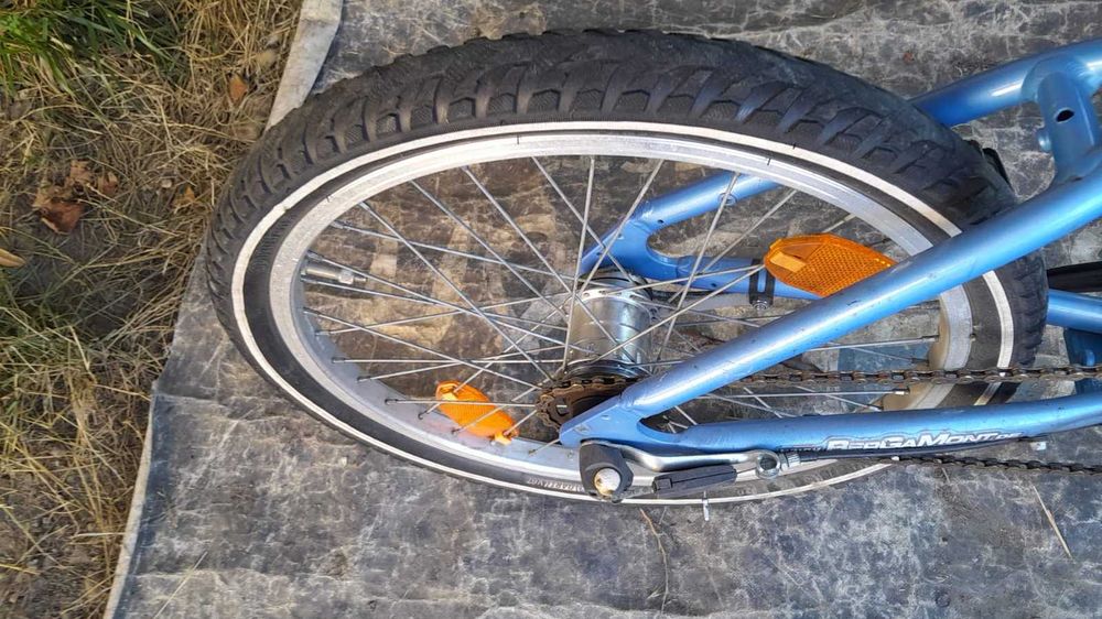 Bicicleta mtb copii (6-9 ani) Bergamont,Aluminiu,roti 20 inchi,3V b.