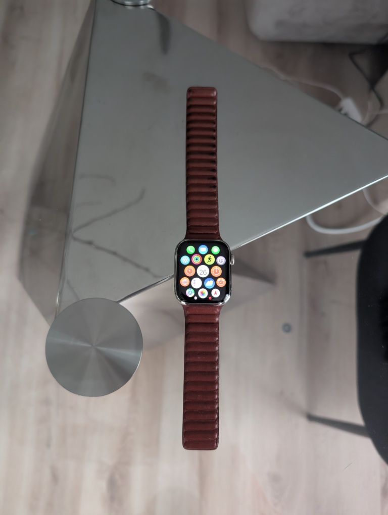 Curea Apple Watch piele