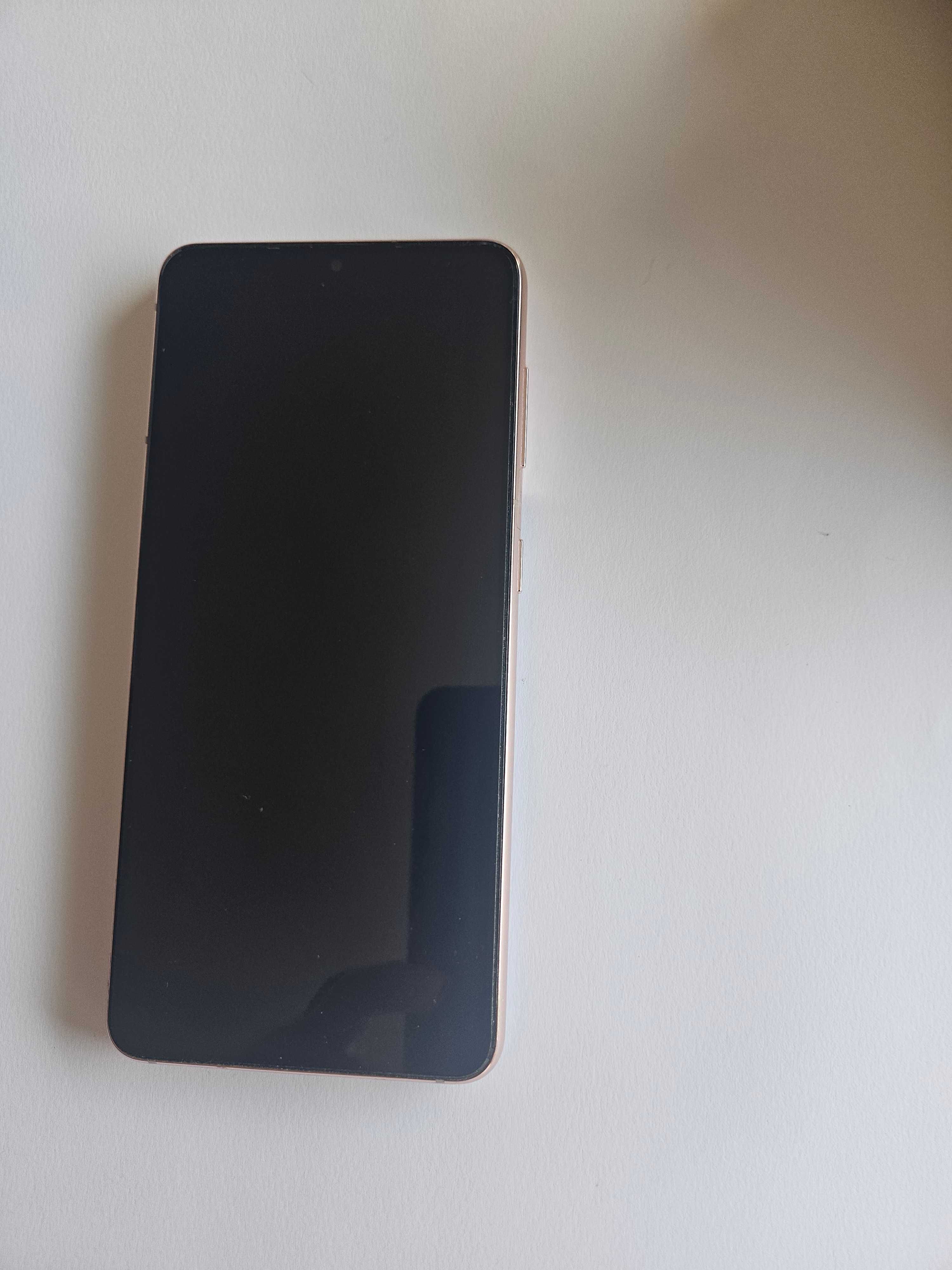 Продавам  Samsung Galaxy S 21 5G ROM 256 GB, RAM 8 GB