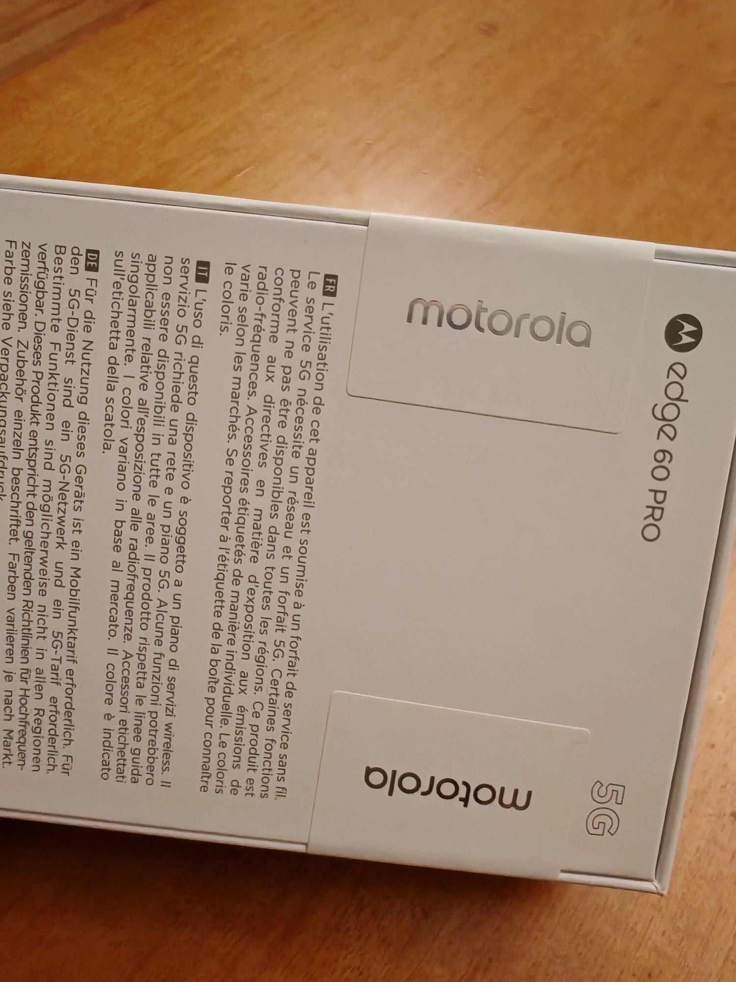 Motorola Edge 60 pro 512gb/12gb RAM pantone