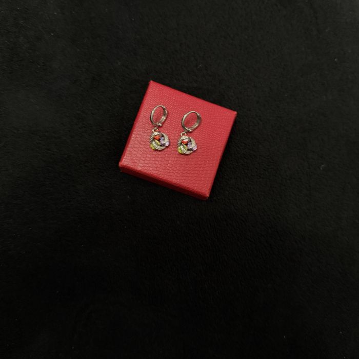 Cercei de dama cu 3 pietricele