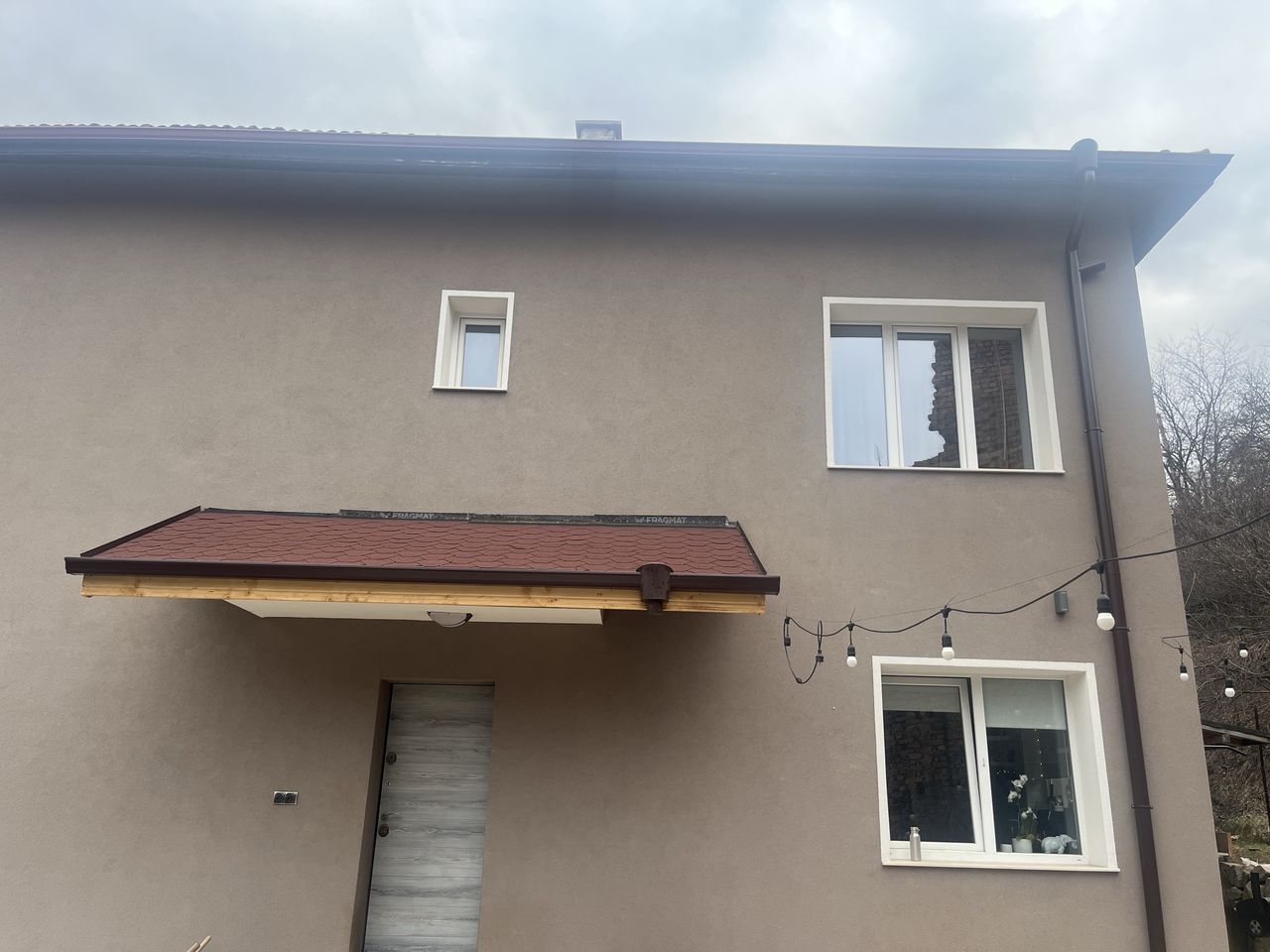 Продава се Къща в Перник, Каменина - 150 кв.м за 920 €/кв.м - Снимка #2