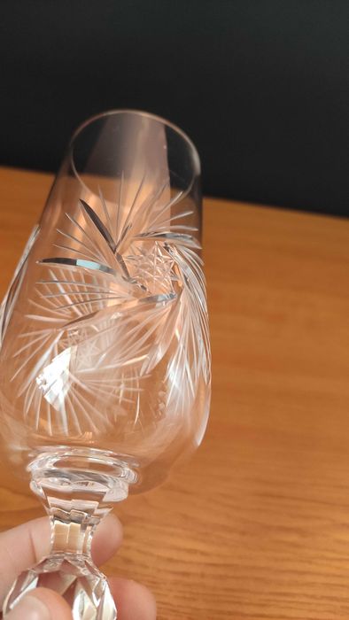 2 модела кристални чаши за вино"Бохемия"