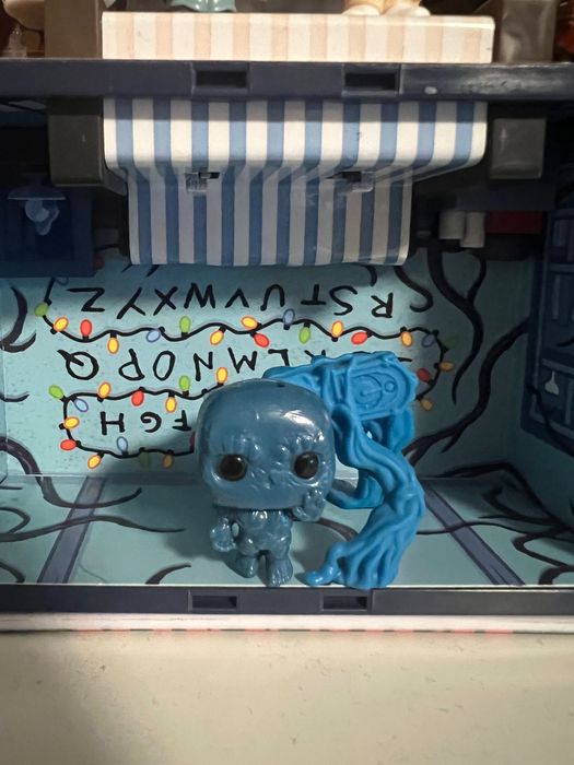 kinder joy stranger things