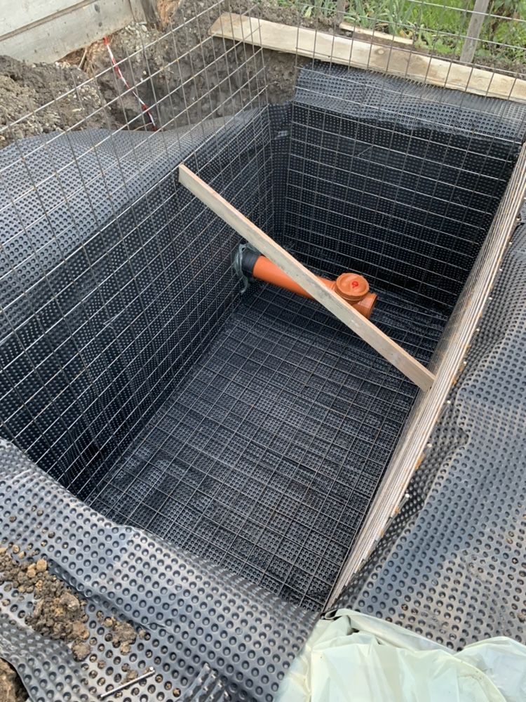 Bransament apa,montaj pavele,Săpături manuale,fose,canalizare,camine
