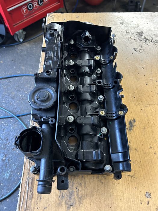 Капак bmw e 90/91/92 e87 n47d20 177кс клапани