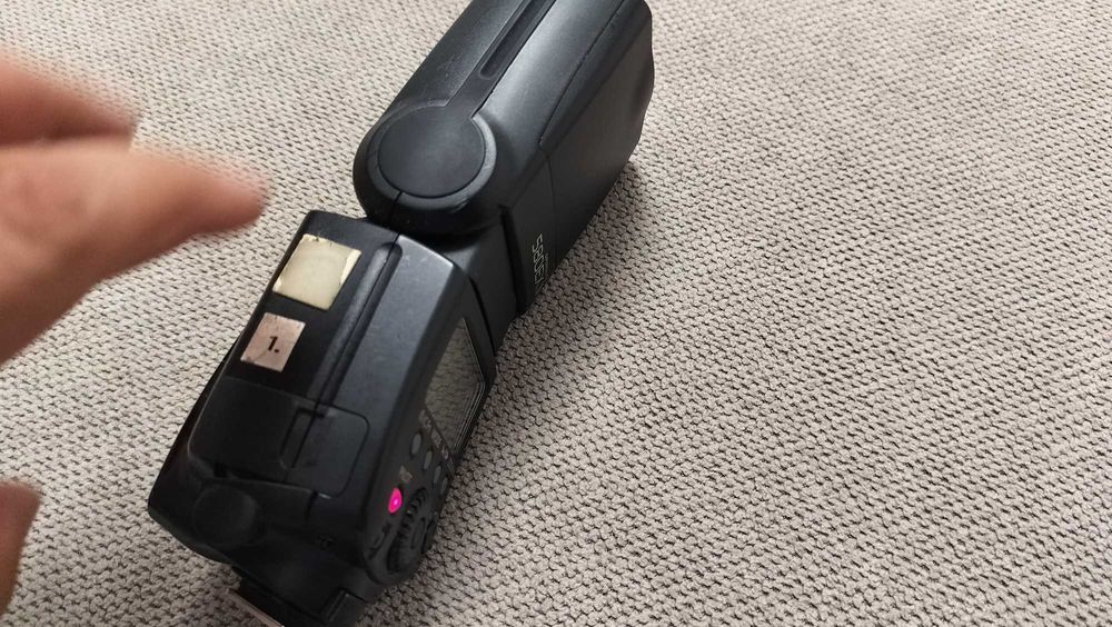 Blit Canon Speedlite 580EX II cu husa