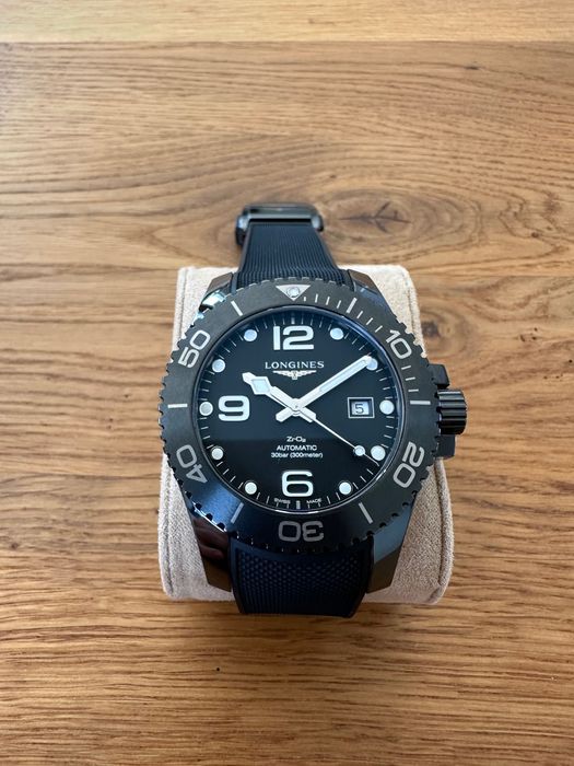 Часовник Longines Hydroconquest Black Ceramic