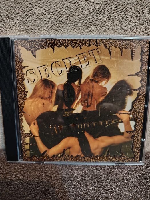 Cd Secret - A lu nelu