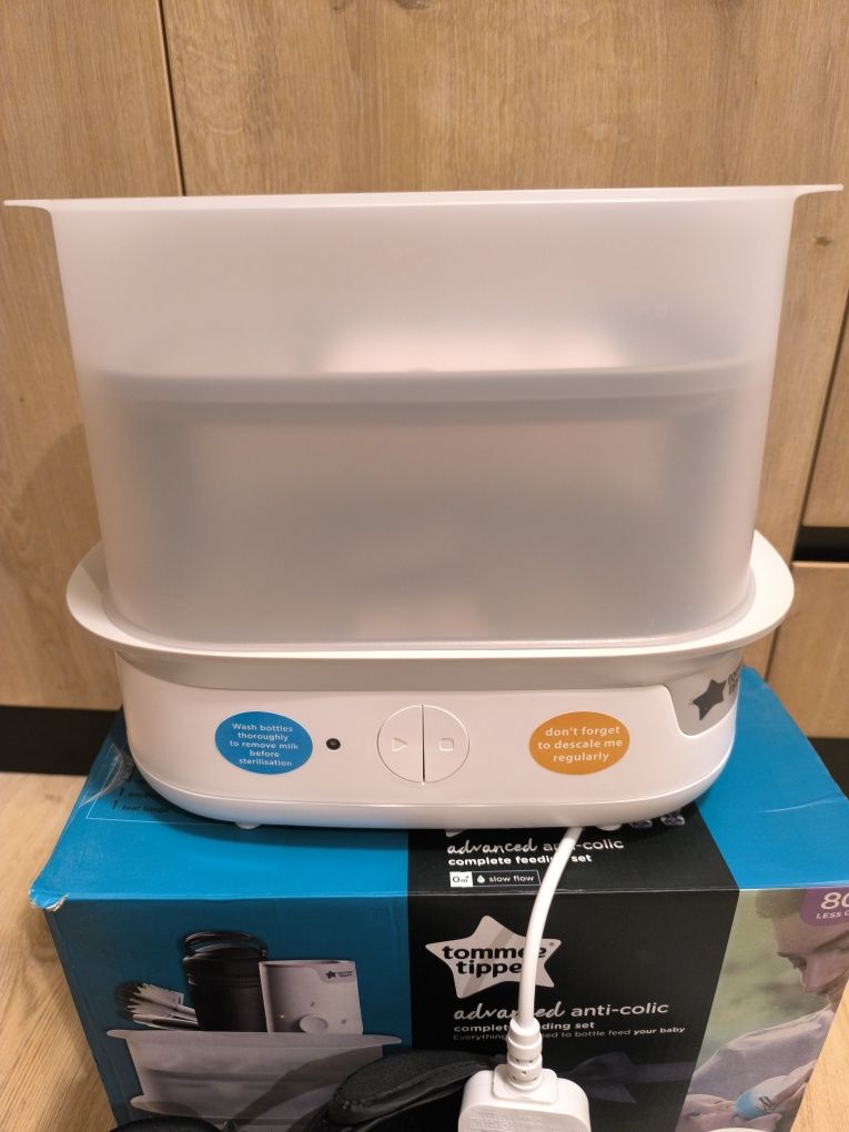 Tommee Tippee Комплект, стерилизатор, нагревател,анти-колик шишета и а
