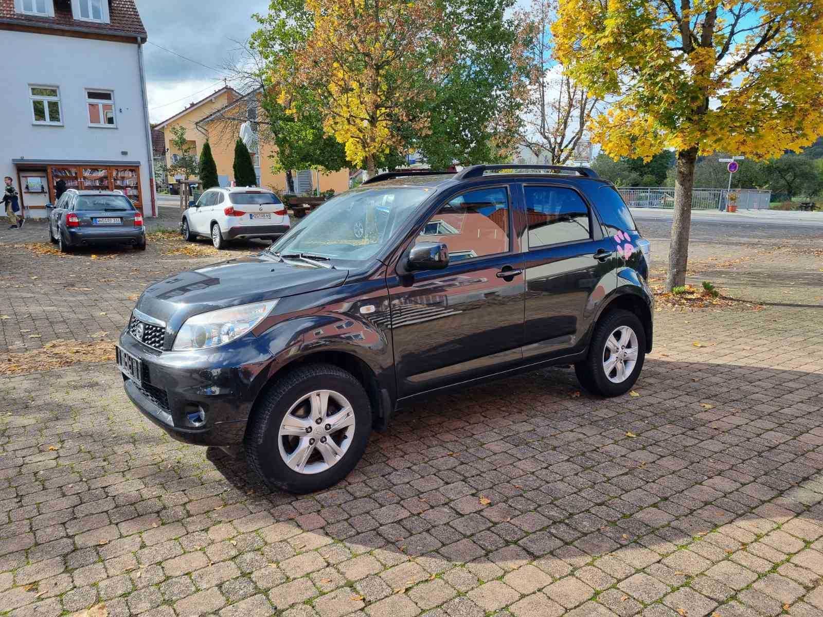 Продавам Дайхатсу Териос 2011 бензин / Daihatsu Terios