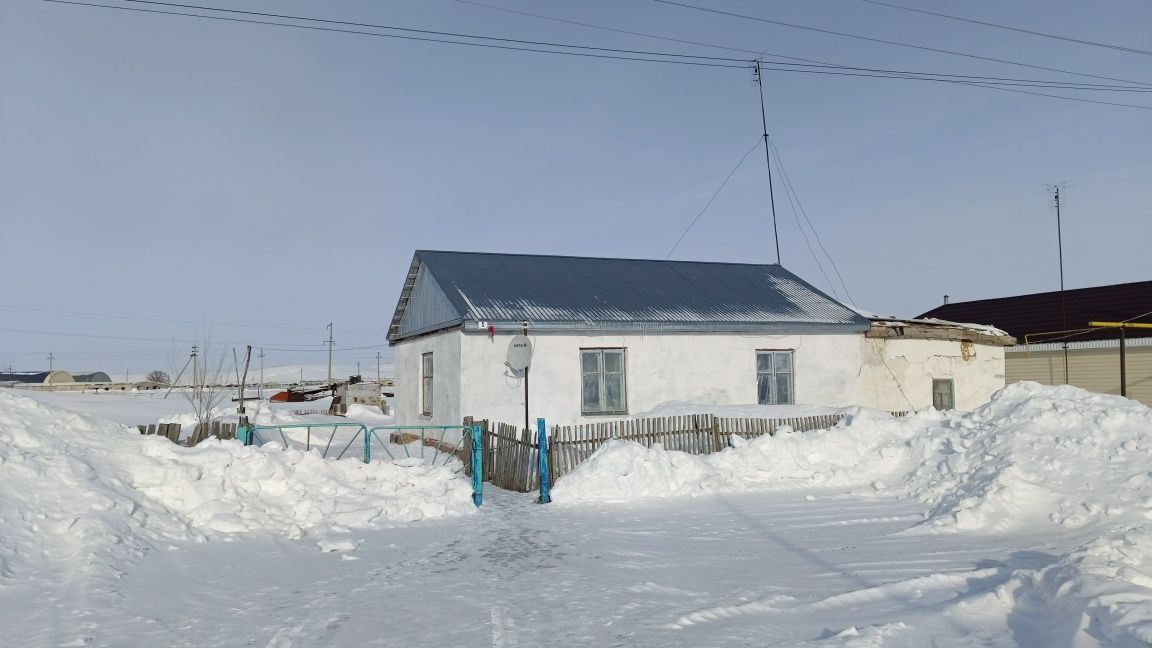 Продам дом в пос.Петропавловка.