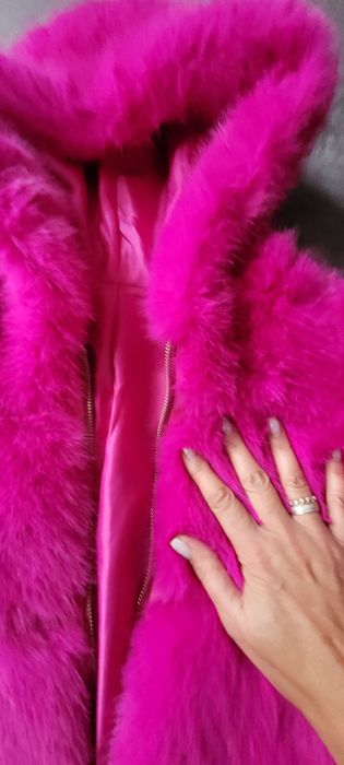 Ефектно дамско палтенце