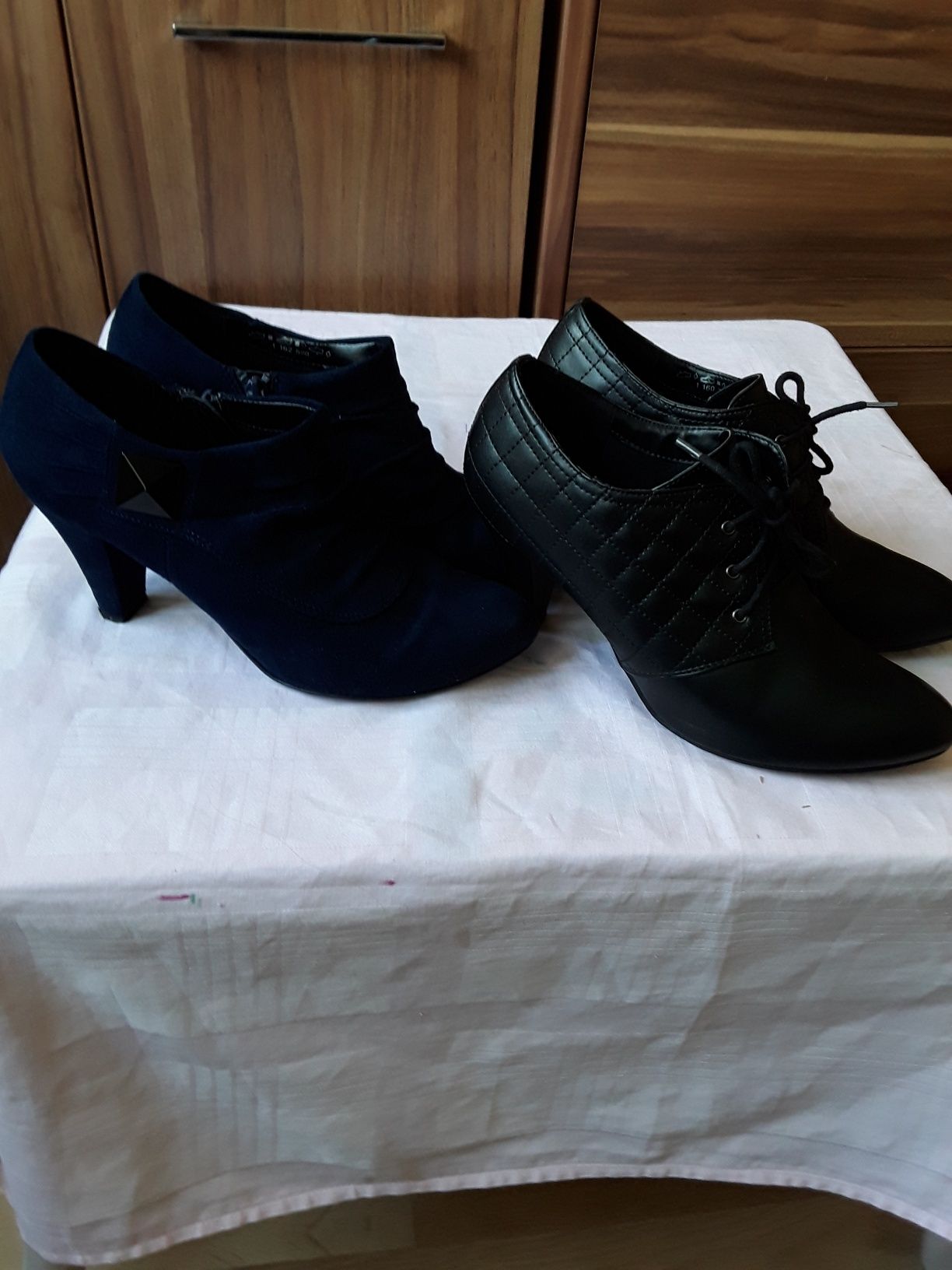 Дамски обувки H&M, Дайхман
