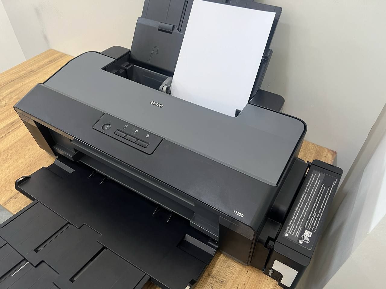 Epson L1300 A3 soatiladi