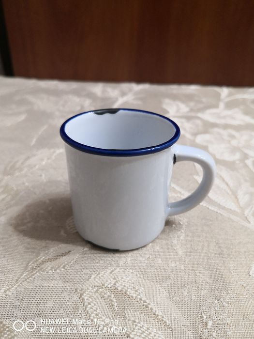 Оригинална дизайнерска чаша за кафе