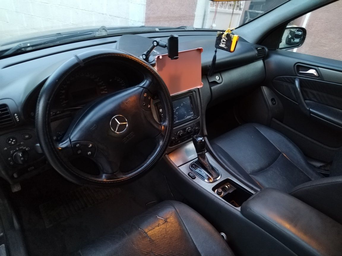 Mercedes c220 автоматик