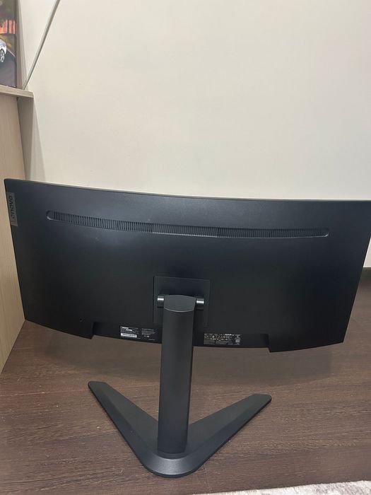 Monitor curbat gaming Lenovo g34w-10 144hz