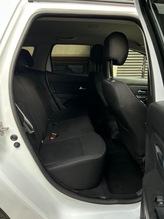 DACIA DUSTER 4x4  1.5 Diesel E 6 2021  150.000 km  Propietar