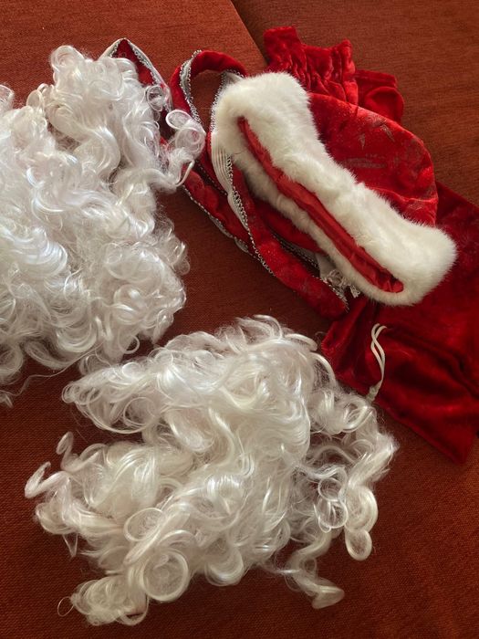 Прокат костюма деда мороза.