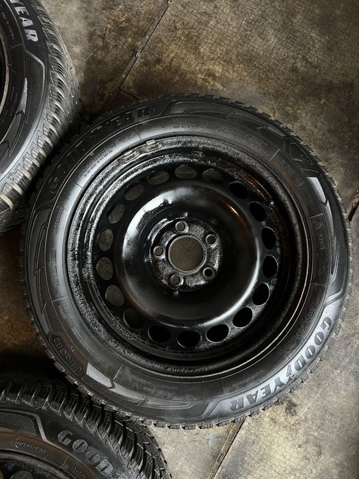 .. Jante tabla vw 5x112 cauciucuri iarna Anvelope 205/60/16 M+S