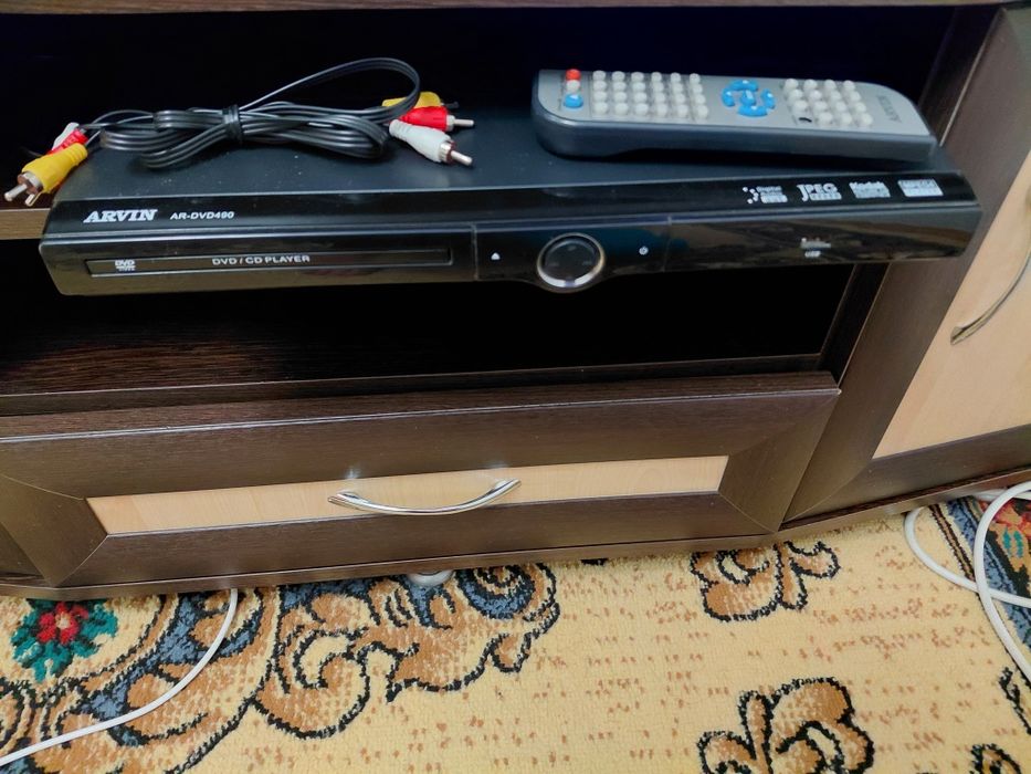Продам   DVD - проигрыватель  АRVIN