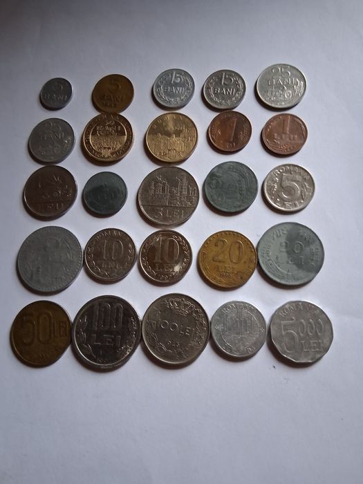 Vind monede de colecție .