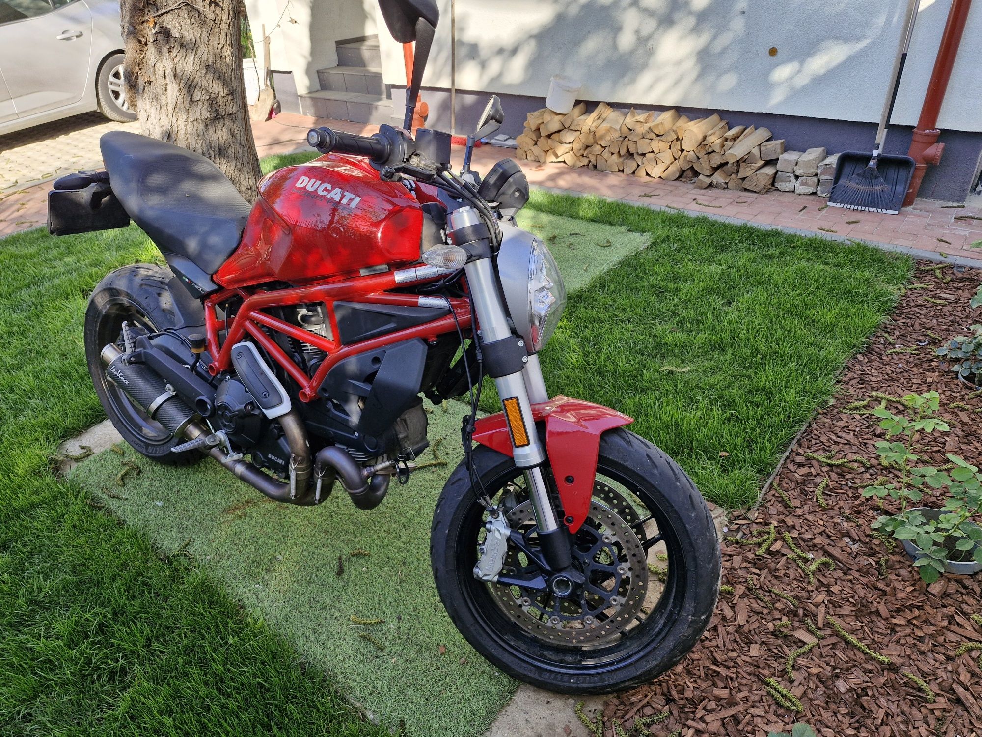 Ducati monster 797