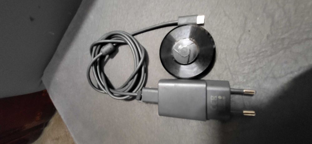 Google Chromecast Audio model Rux-J42