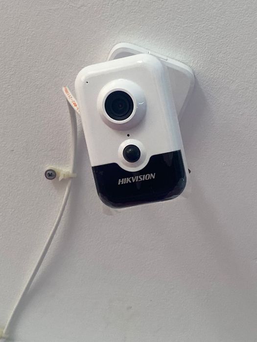 Камеры hikvision DS-2CD2443G0-IW