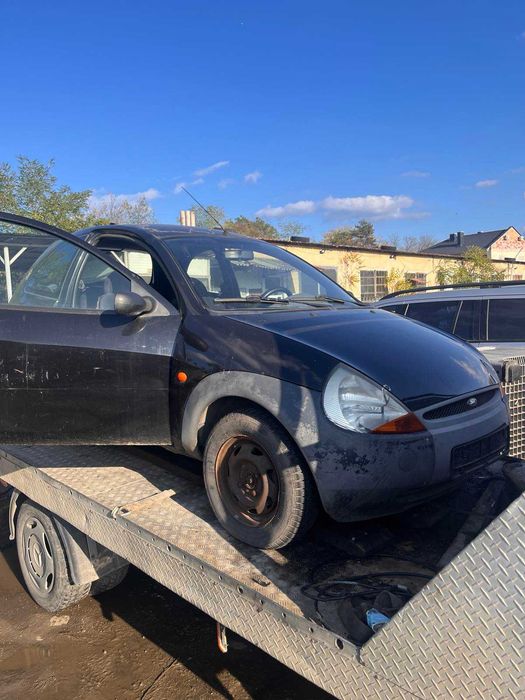 Форд Ка 1.3 бензин  2000 година на части