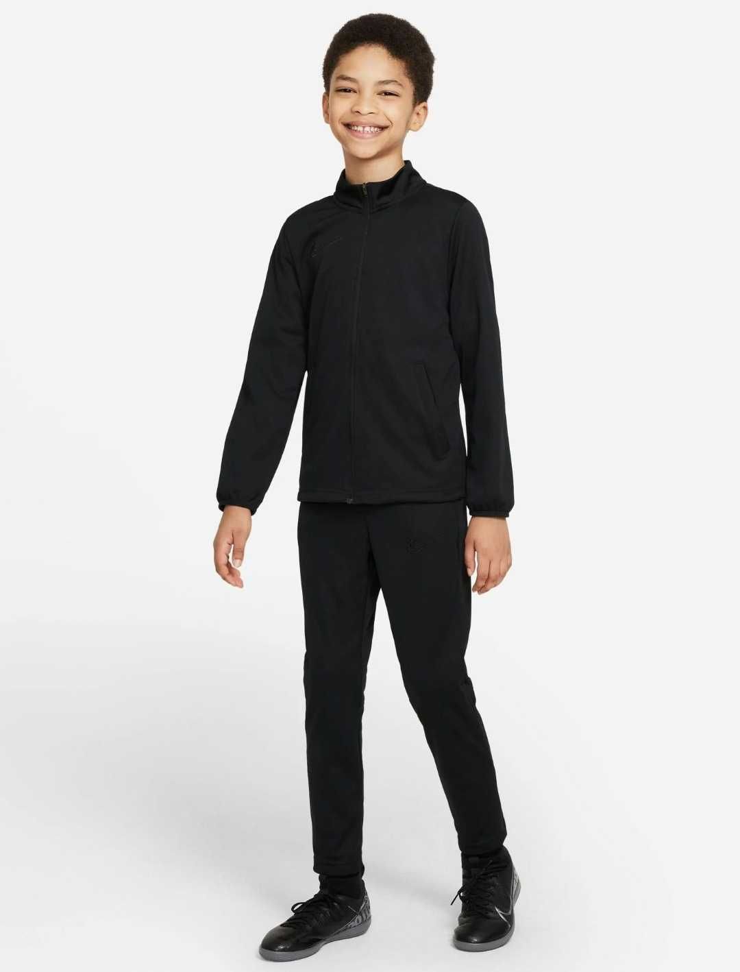 Екип Nike Dri-Fit 170 см.