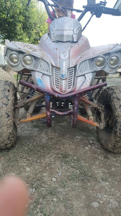 Vând Atv 110 cc 3+1