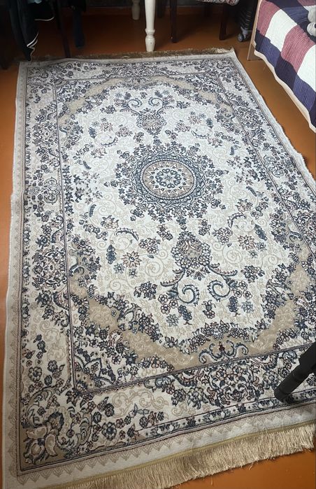 Ковер размером 1,20*2