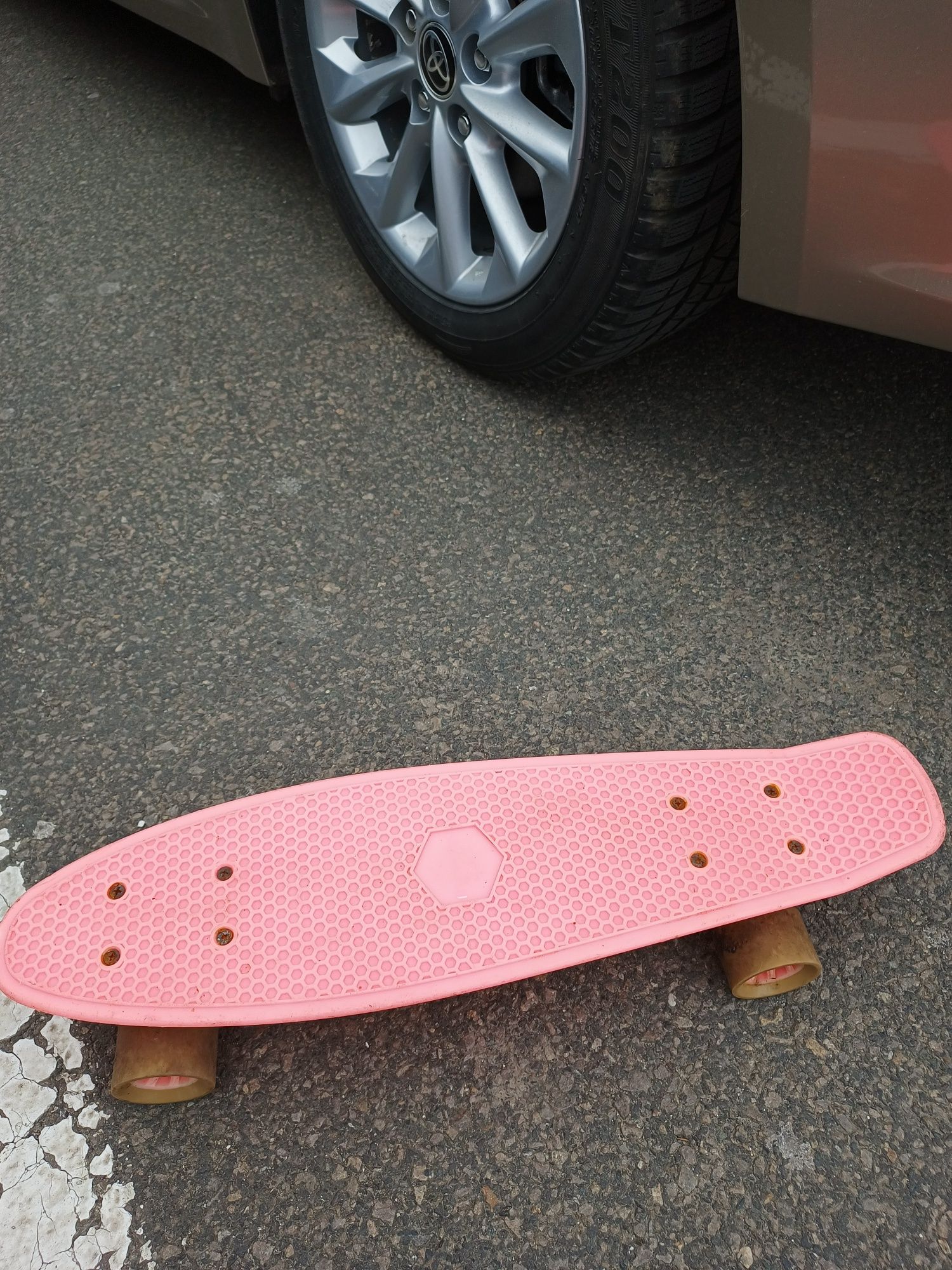 Vând 2 perechi de Penny board,stare f buna.