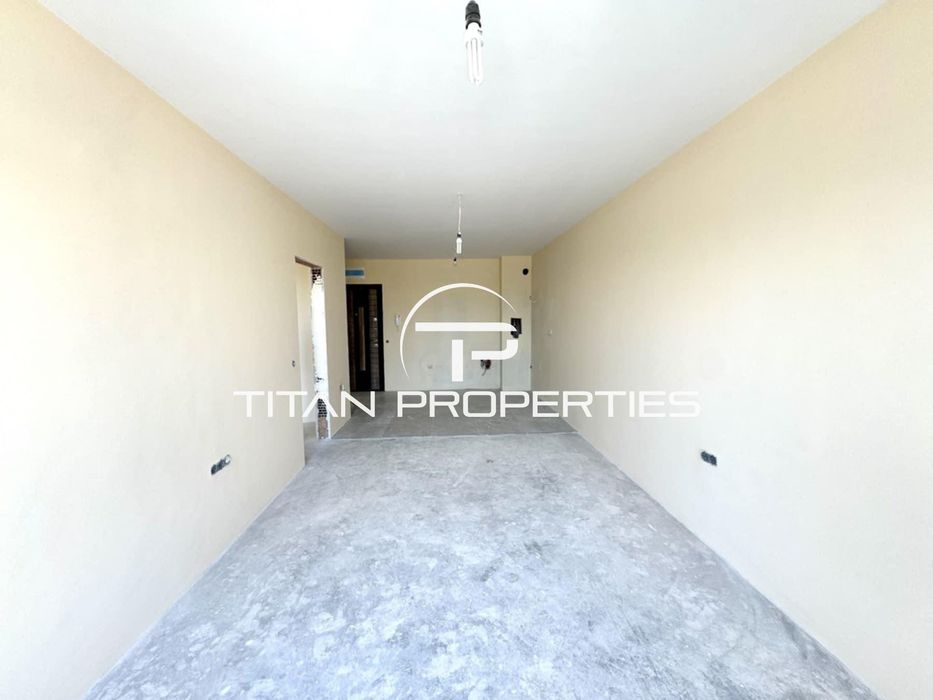 Продава се Двустаен апартамент в Бургас, Славейков - 61 кв.м за 1837 €/кв.м - Снимка #1