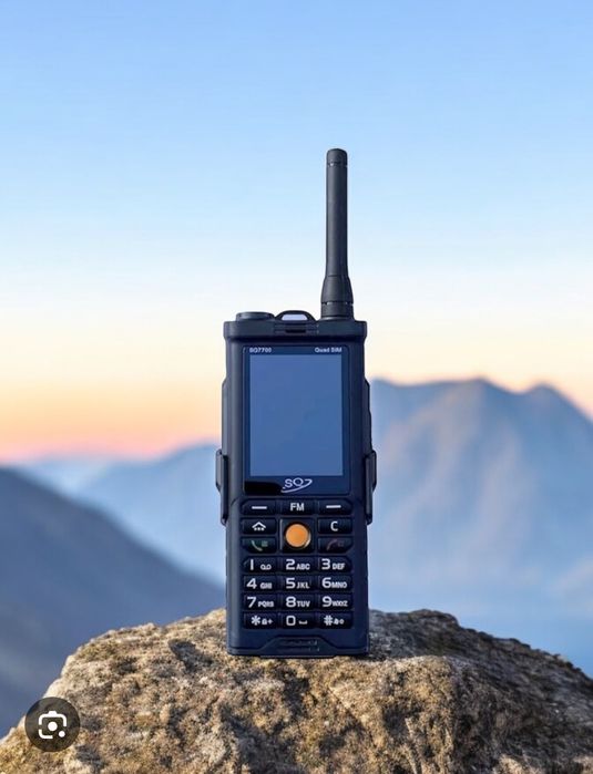 Абсалютно новый телефон Танк SQ7700