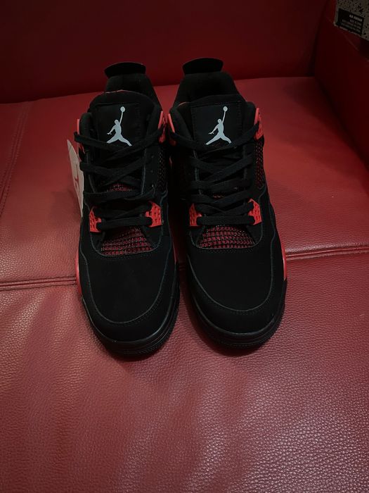 Jordan Retro 4 Thunder Red