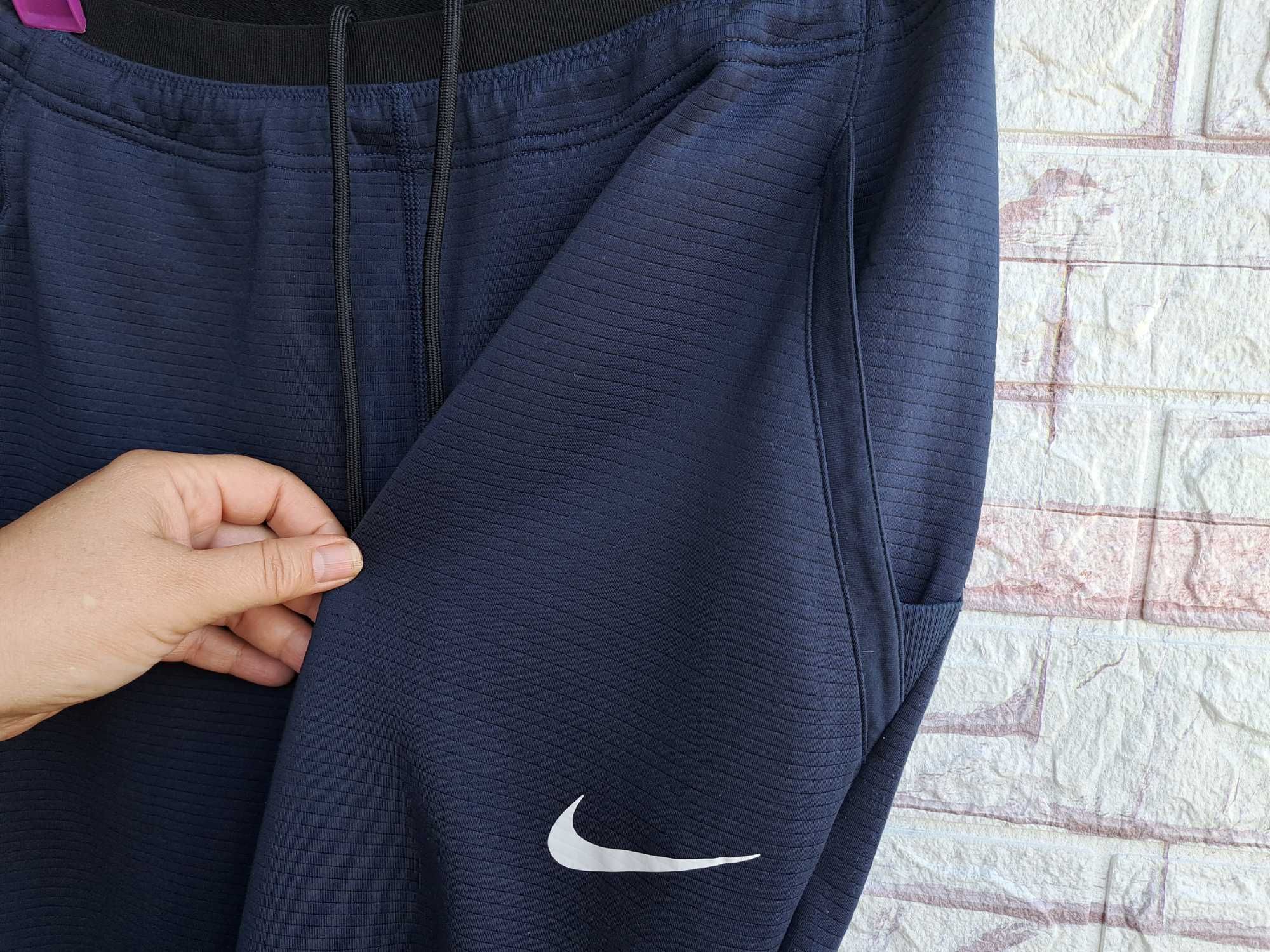 мъжко долнище,спортен панталон,Nike,анцунг
