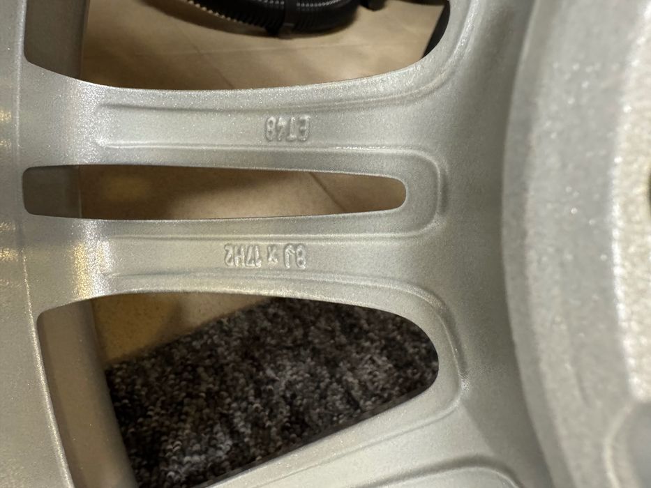 Оригинални джанти 17ки mercedes w212