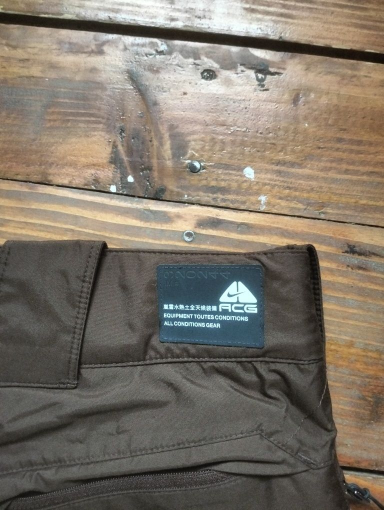 Pantaloni Nike ACG