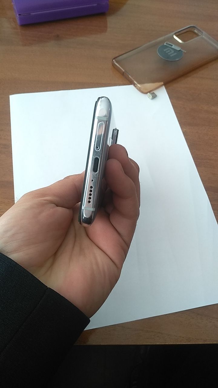 Mi 10T pro 8/128 5g sotiladi. 260$ kelishamiziz.