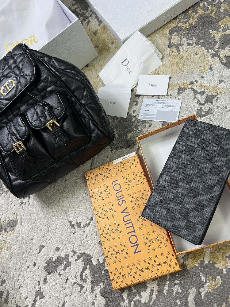 Portofel Louis Vuitton unisex :Colecția noua/Poze reale