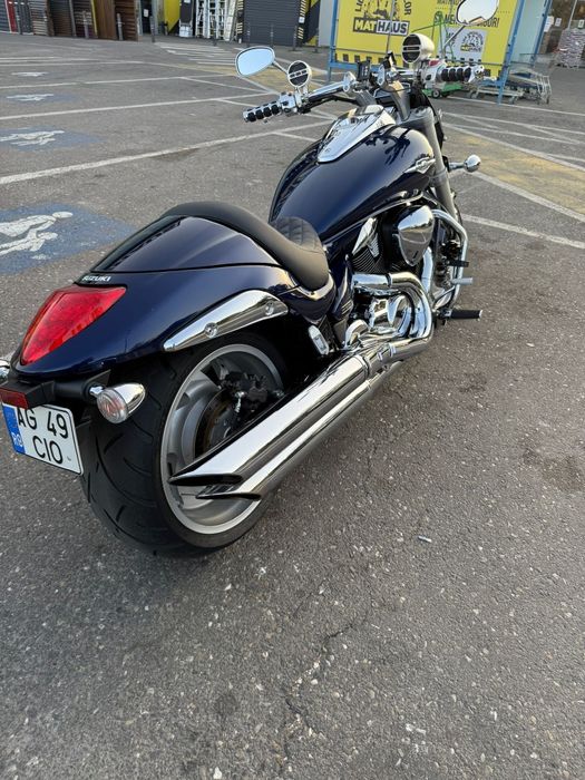 Suzuki Boulevard VZR 1800, M109R