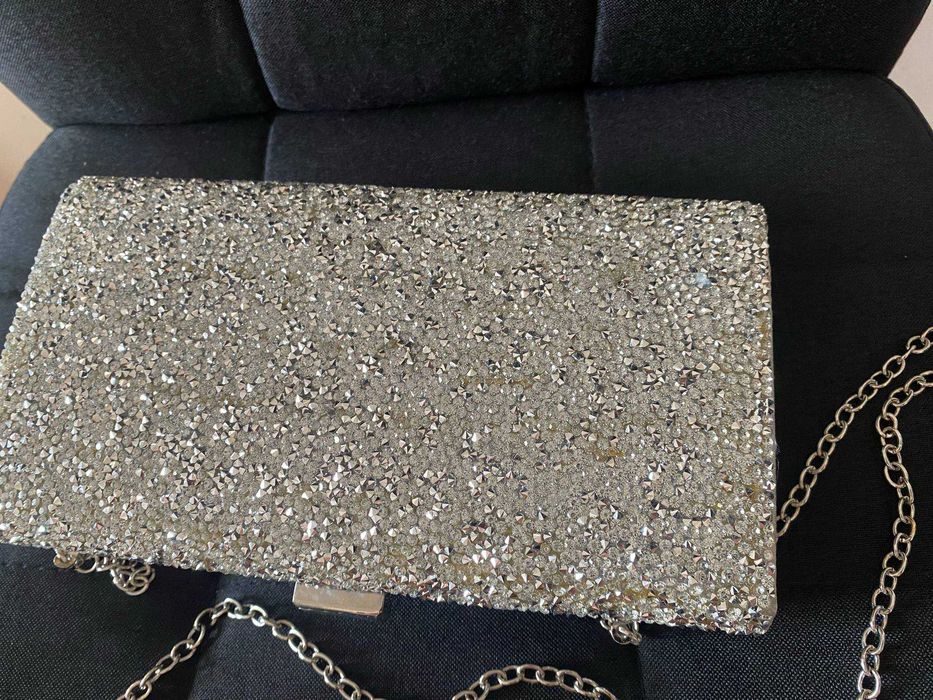 Абитуриентска чанта