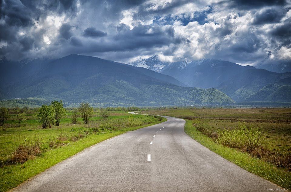 Parcelă teren 1200 m2 la munte zona  Sambata de Sus